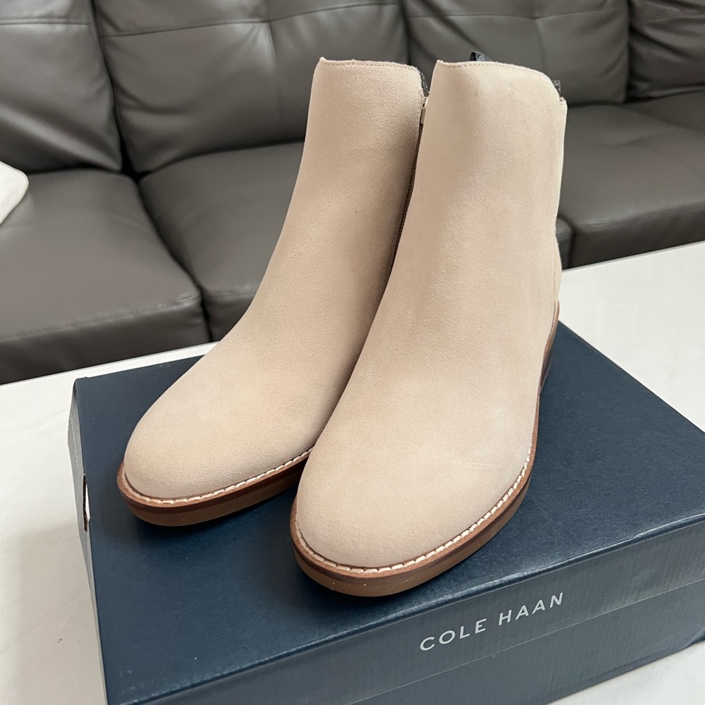 [NWT] Cole Haan | Ramona Waterproof Ankle Bootie, Light Sesame, Size 6